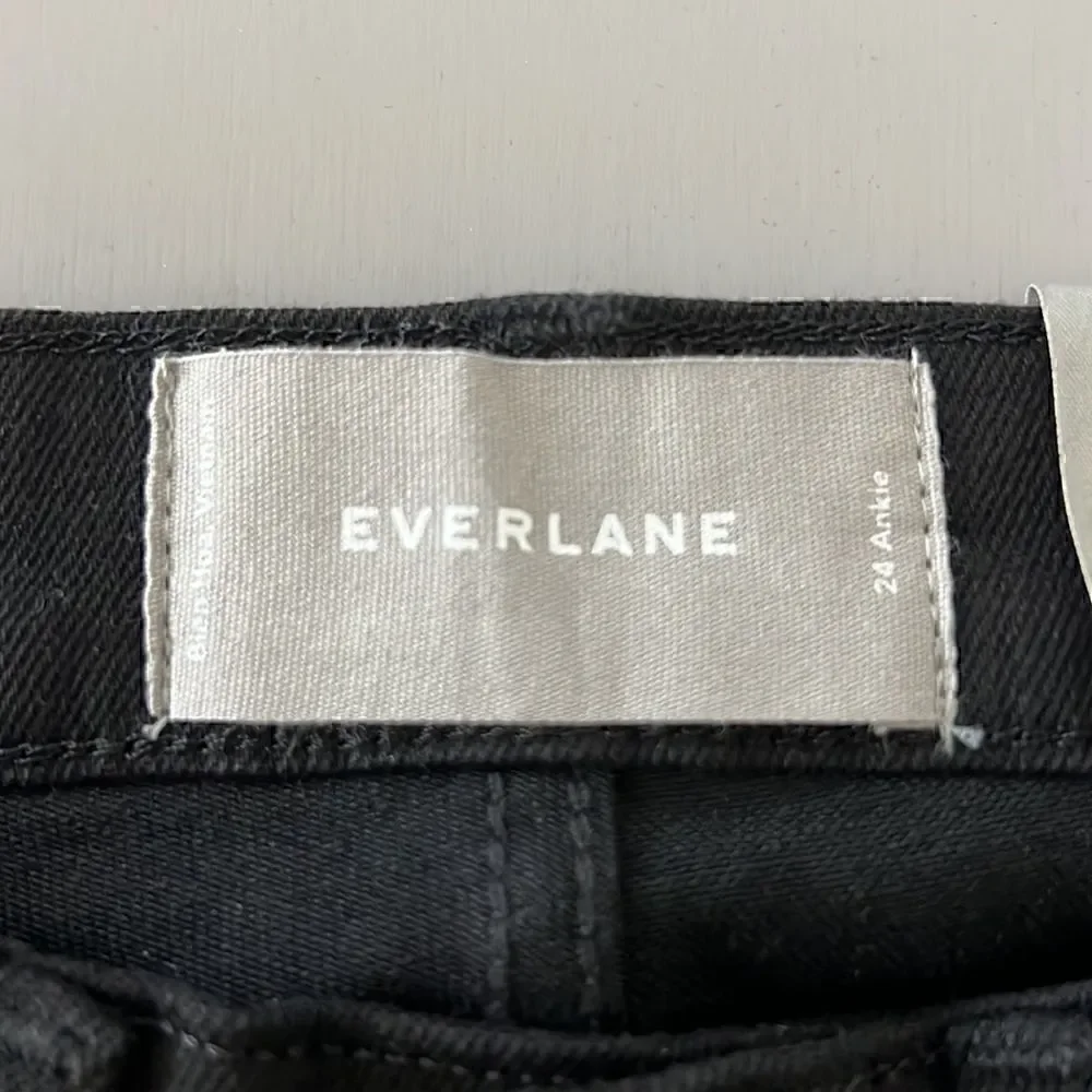 Everlane now 26